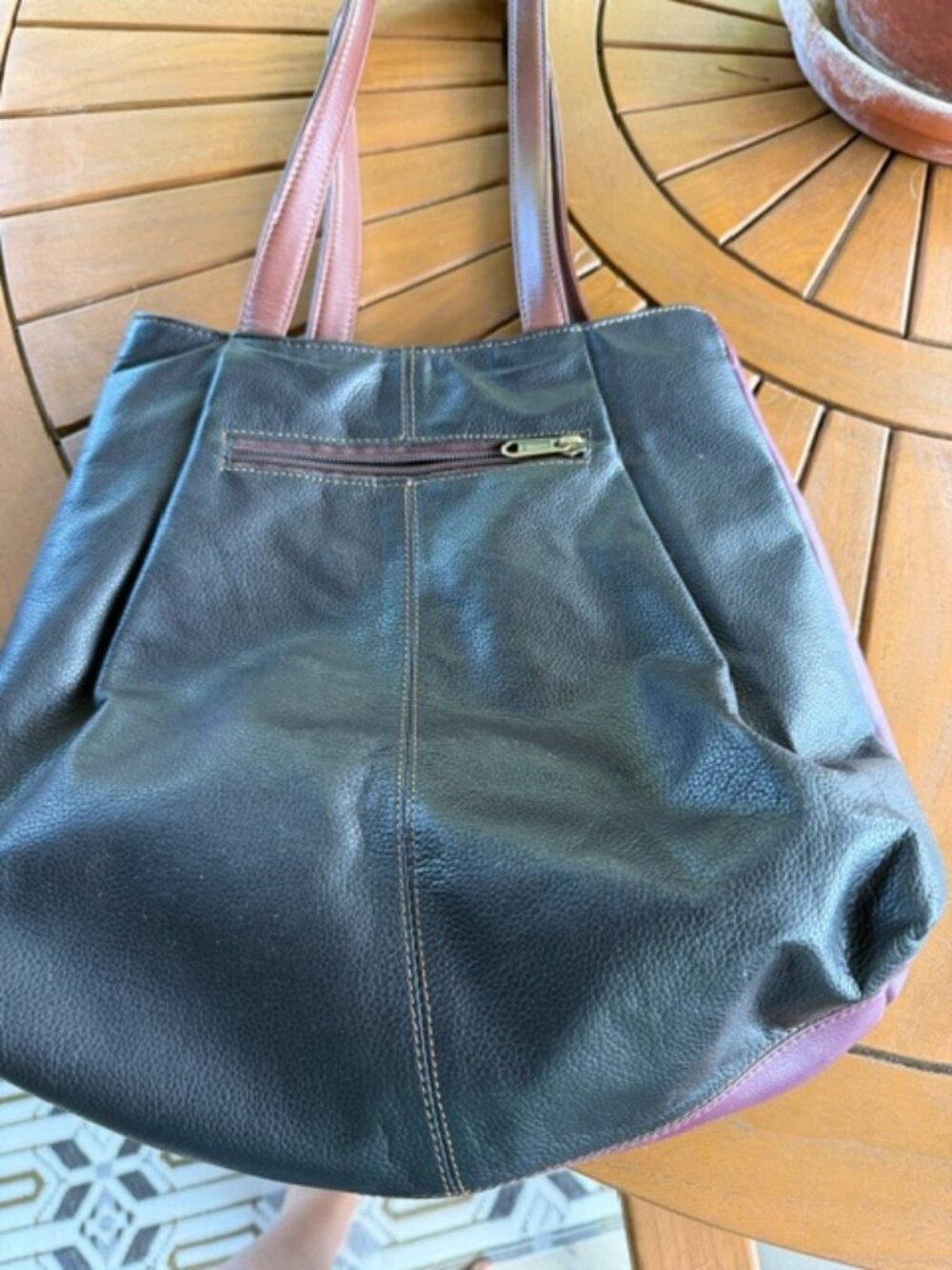 Soruka leather tote